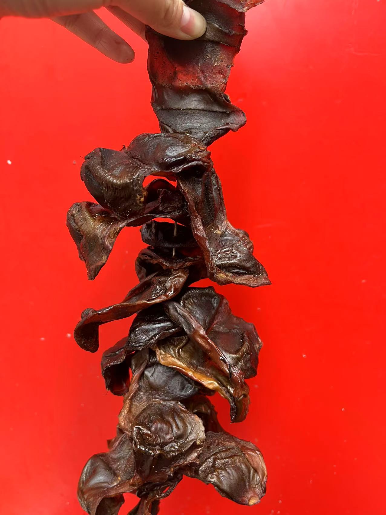 湖南邵阳特产烟熏鸭胗特色腊鸭胗鸭菌子