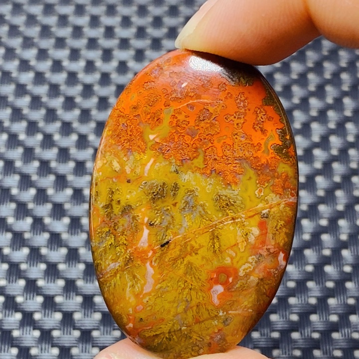 玛瑙/玉髓颈饰未镶嵌笑***云