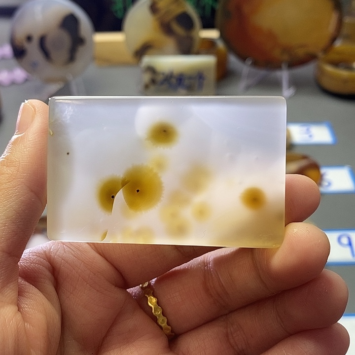 玛瑙/玉髓未镶嵌珠宝半成品125