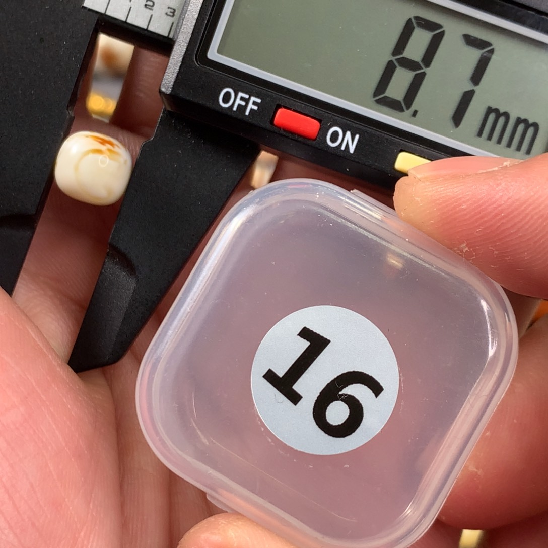 琥珀珠宝奇石未镶嵌老型