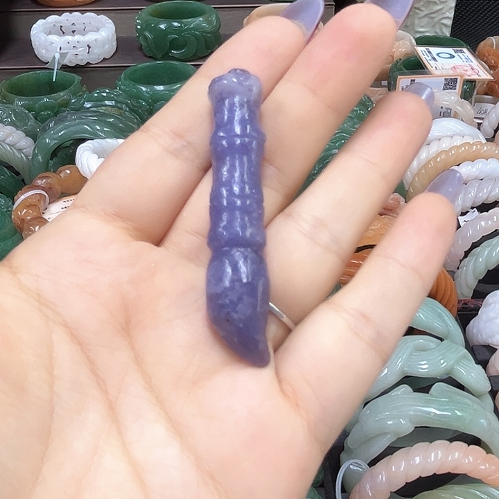 未镶嵌手镯石英质玉