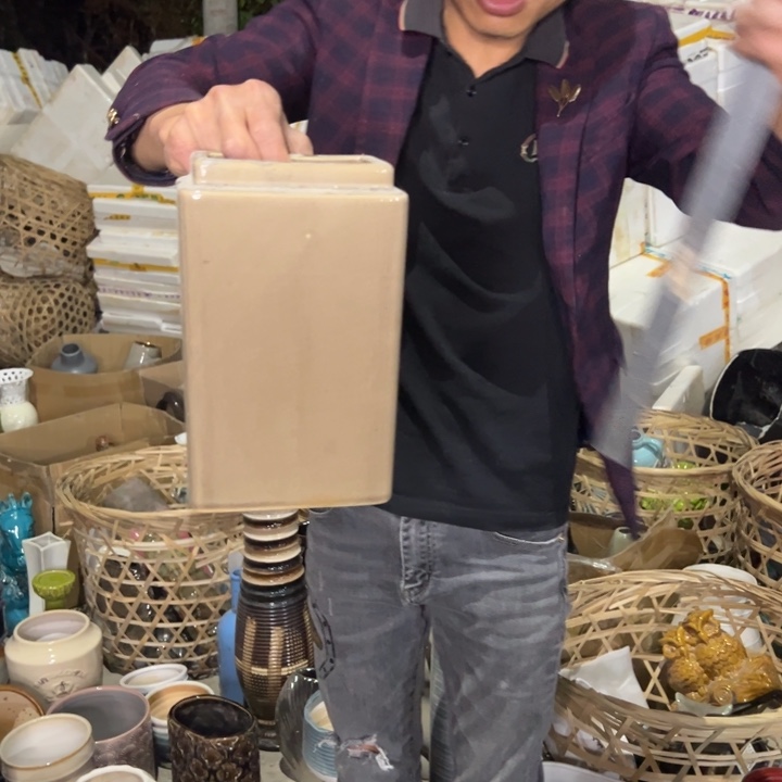 瓶高22口10公分微瑕捡漏针孔