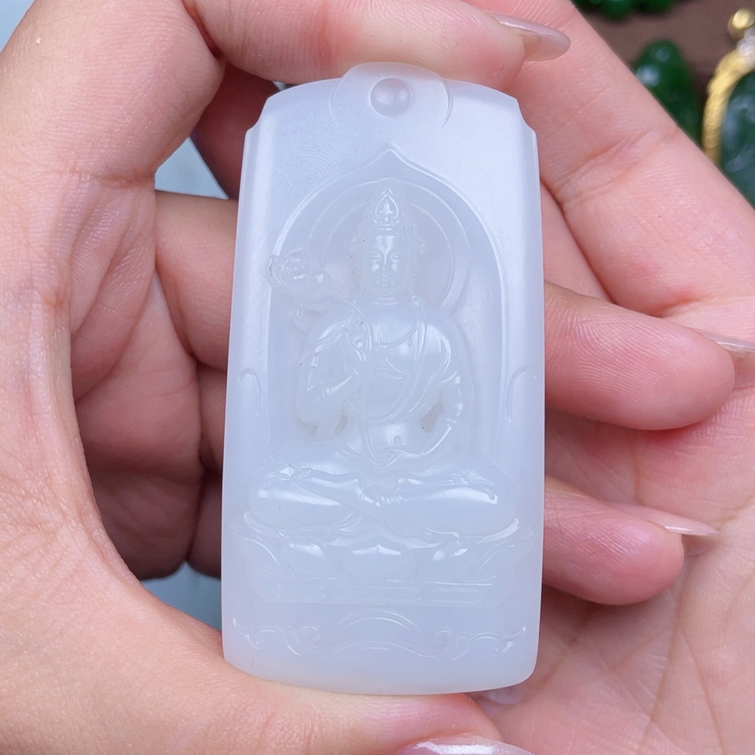 颈饰未镶嵌和田玉