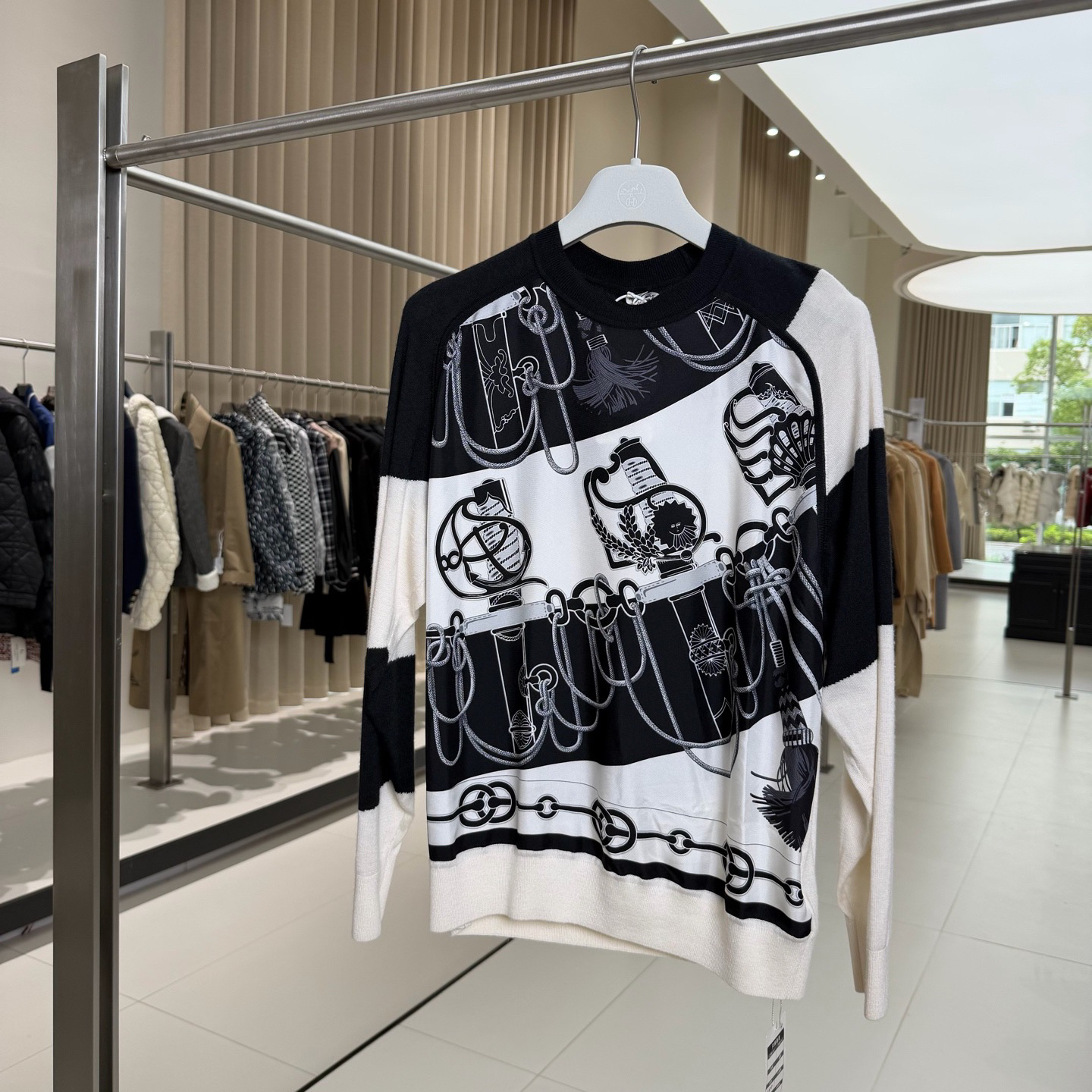 99新 Hermes/爱马仕 黑白印花拼接针织毛衣 34码 GM002481