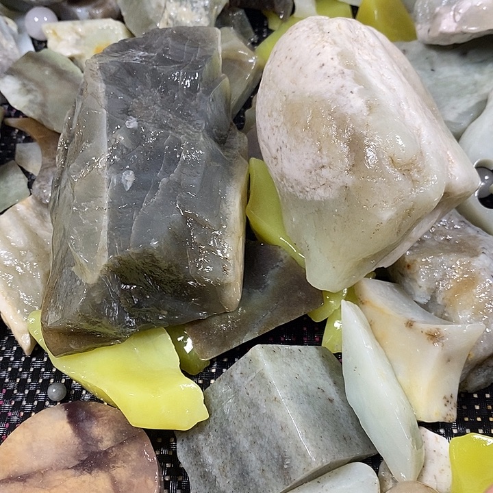 和田玉（糖玉）未镶嵌颈饰✪****?