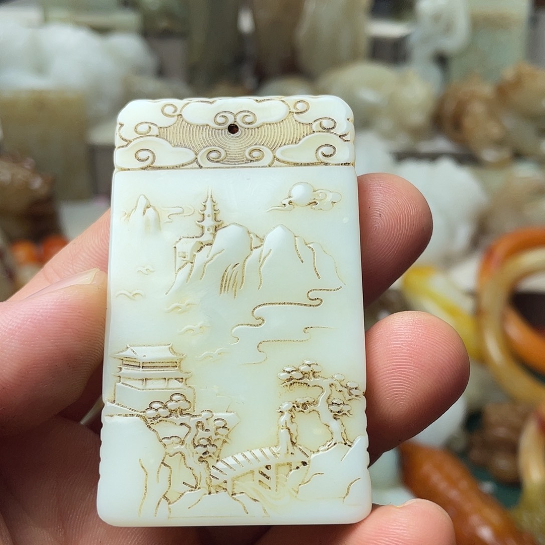 和田玉未镶嵌颈饰