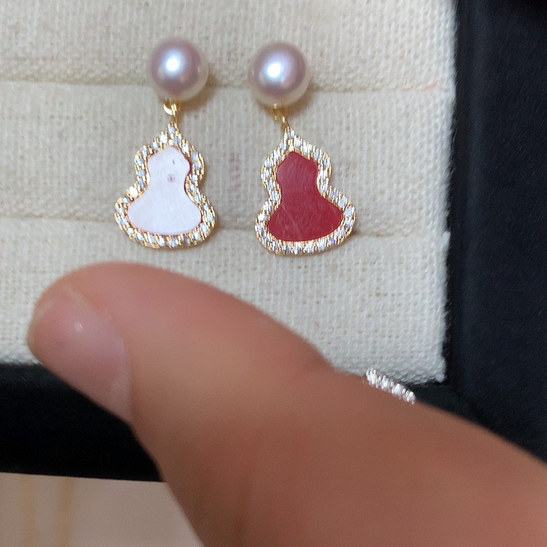 淡水珍珠耳饰合金