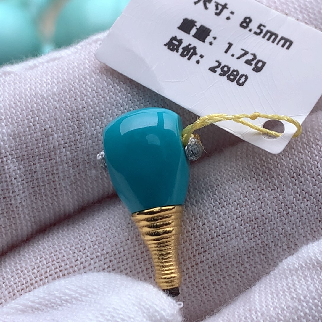 绿松石颈饰18K金镶嵌