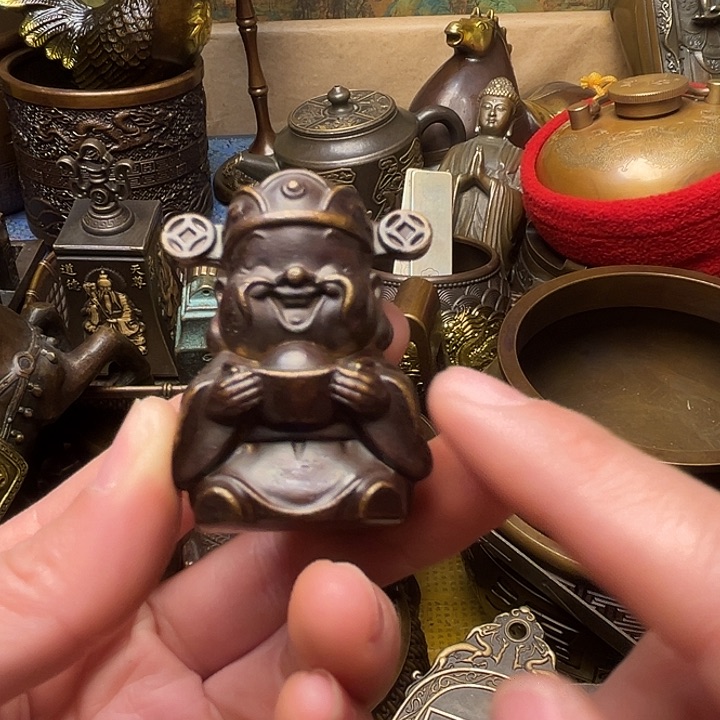 精美铜器批发档口