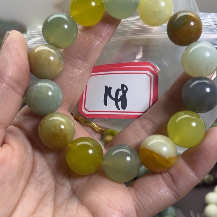 蛇纹石玉未镶嵌手链