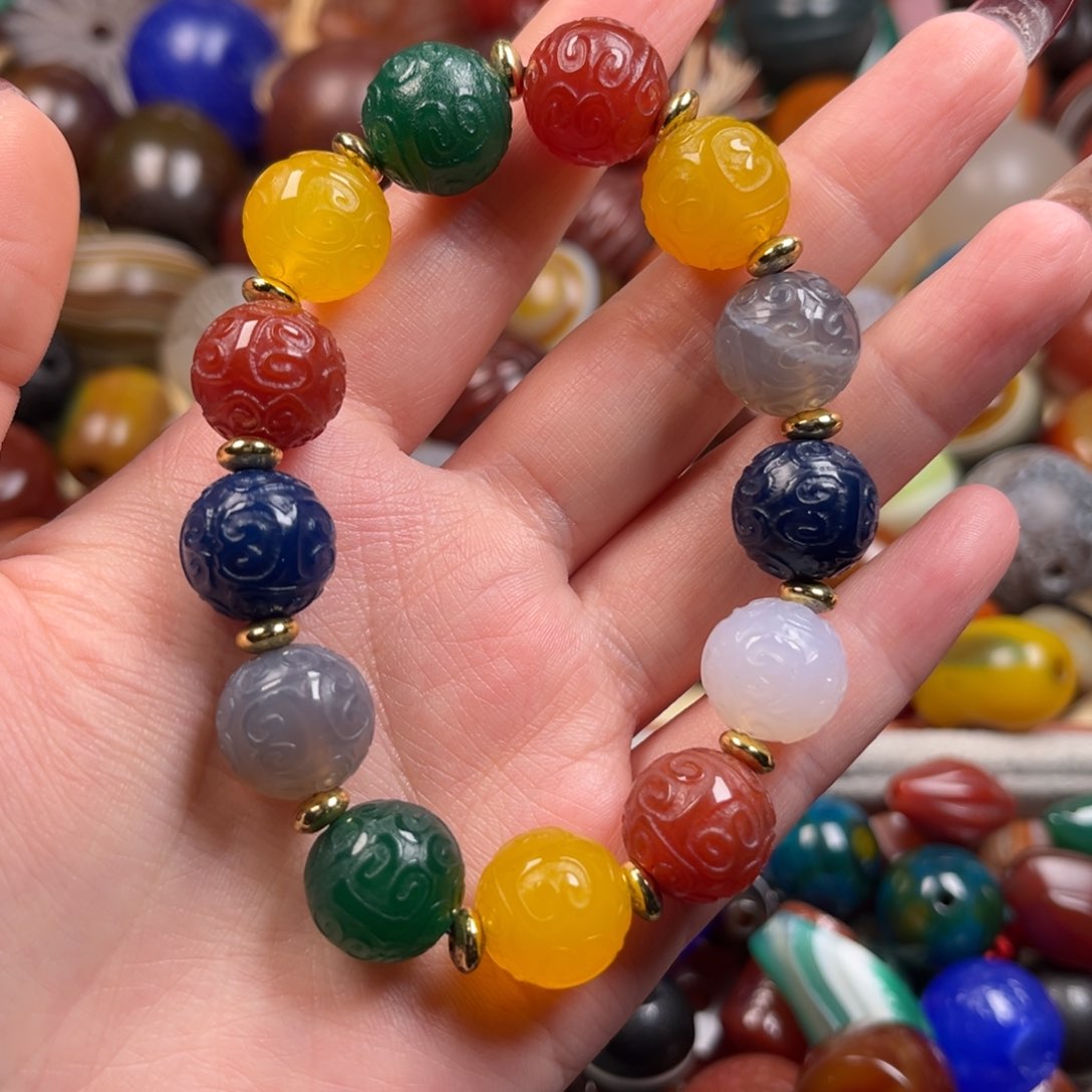 玛瑙/玉髓颈饰未镶嵌