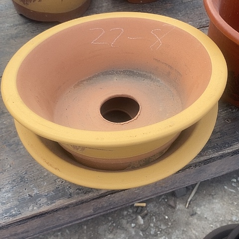 紫砂中国宜兴紫砂花盆，