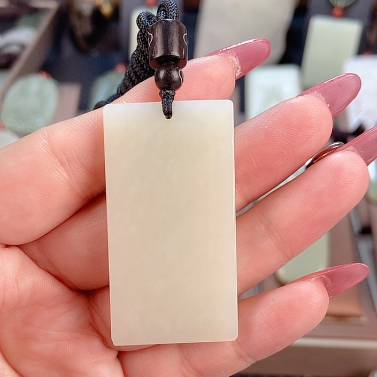 【闪购商品】和田玉颈饰未镶嵌