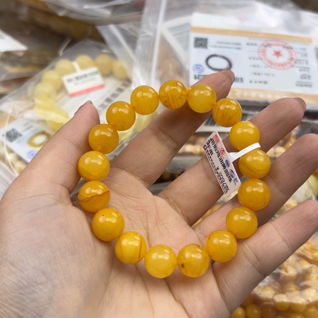 琥珀珠宝奇石未镶嵌