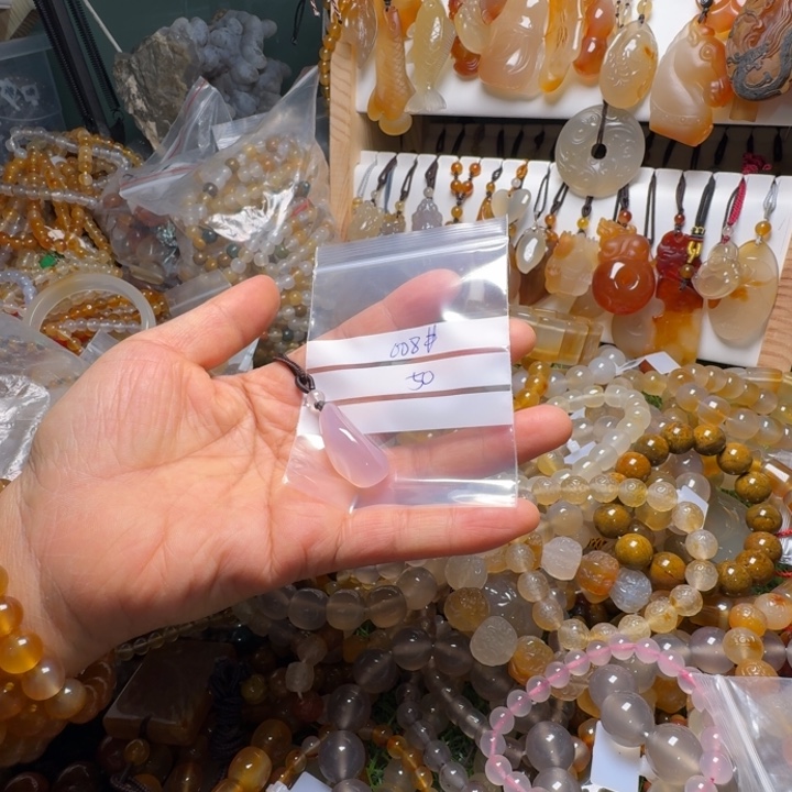 人***意玛瑙/玉髓未镶嵌颈饰