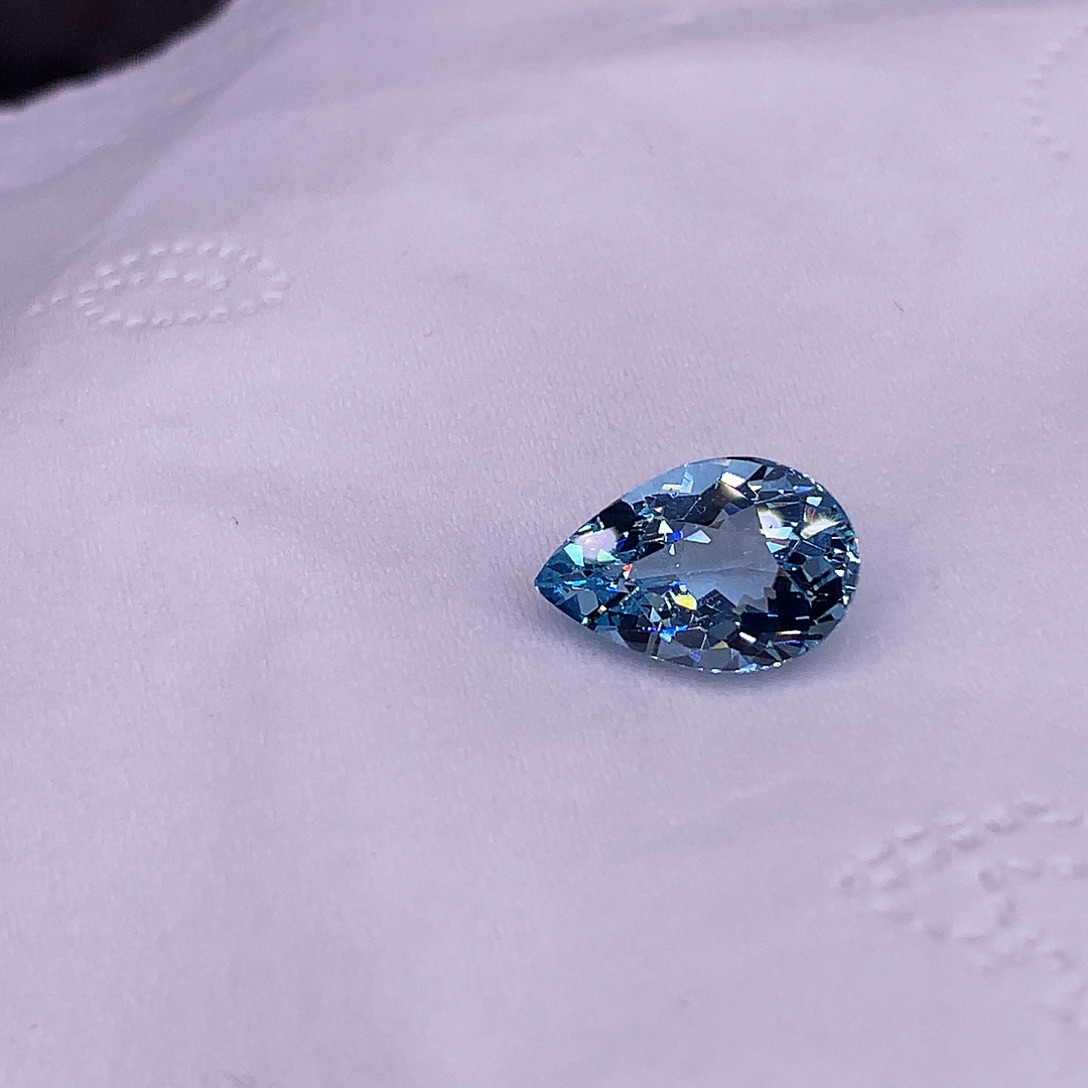 海蓝宝石裸石9987789989