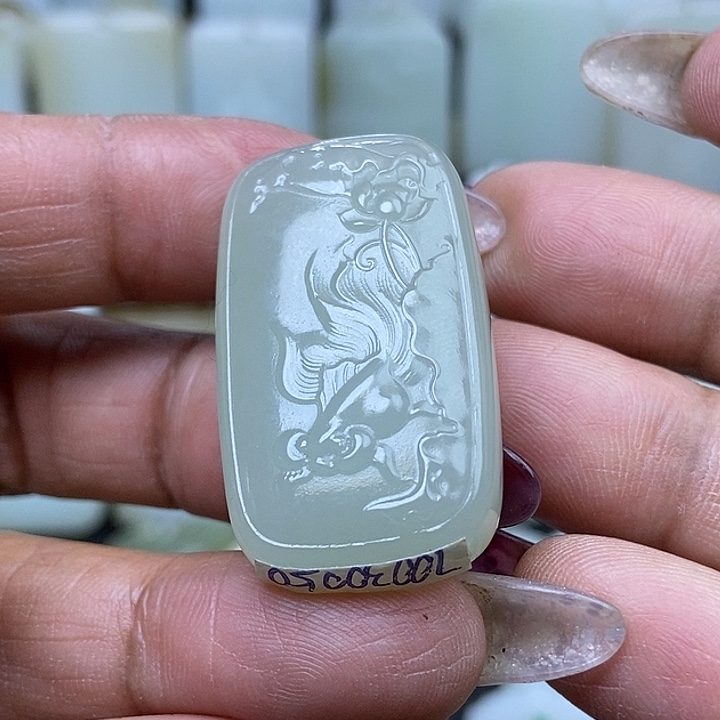 和田玉挂件未镶嵌