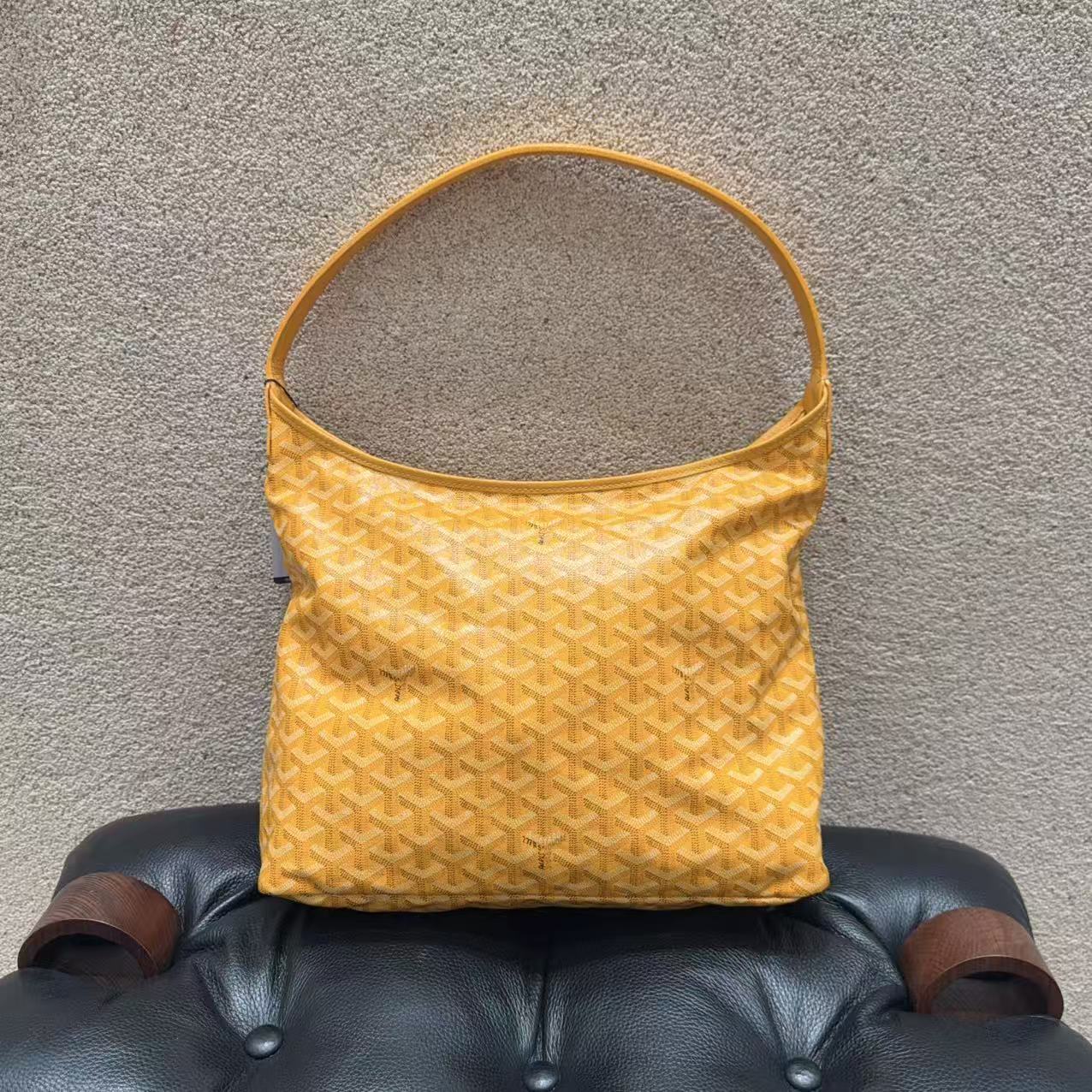 99新 Goyard 黄色hobo单肩包！尺寸约量：33x27x14cm 