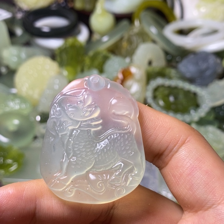 岫玉岫玉颈饰未镶嵌