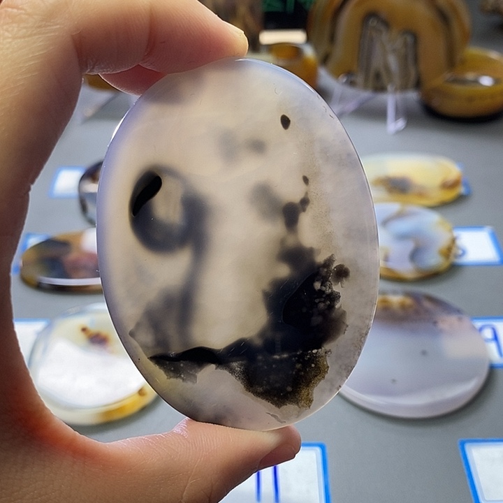 玛瑙/玉髓未镶嵌珠宝半成品67