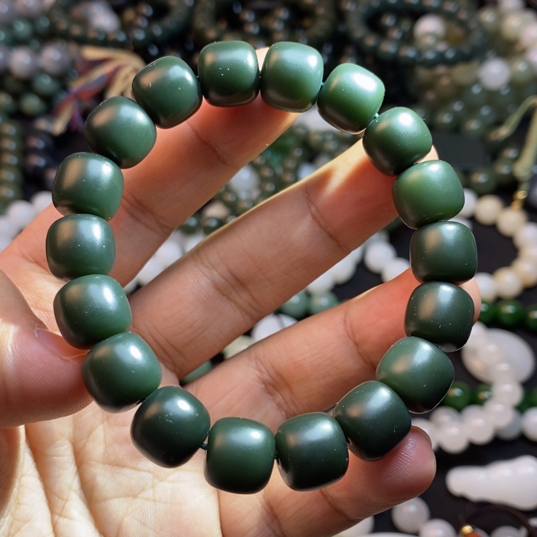 和田玉手串未镶嵌