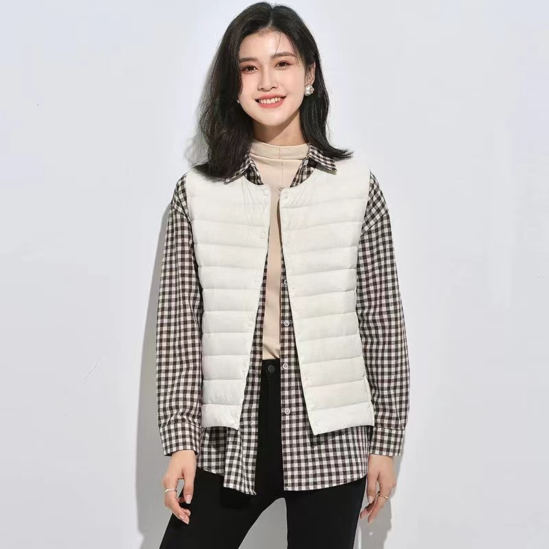 女士轻薄款羽绒服马甲  圆领V领一衣两穿 短款保暖马夹背心M001