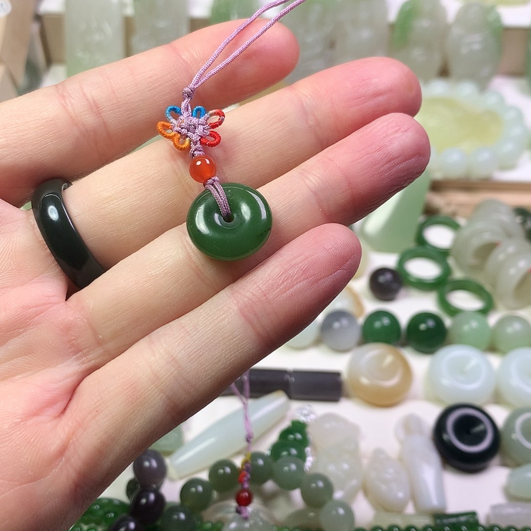 未镶嵌和田玉（碧玉）车挂