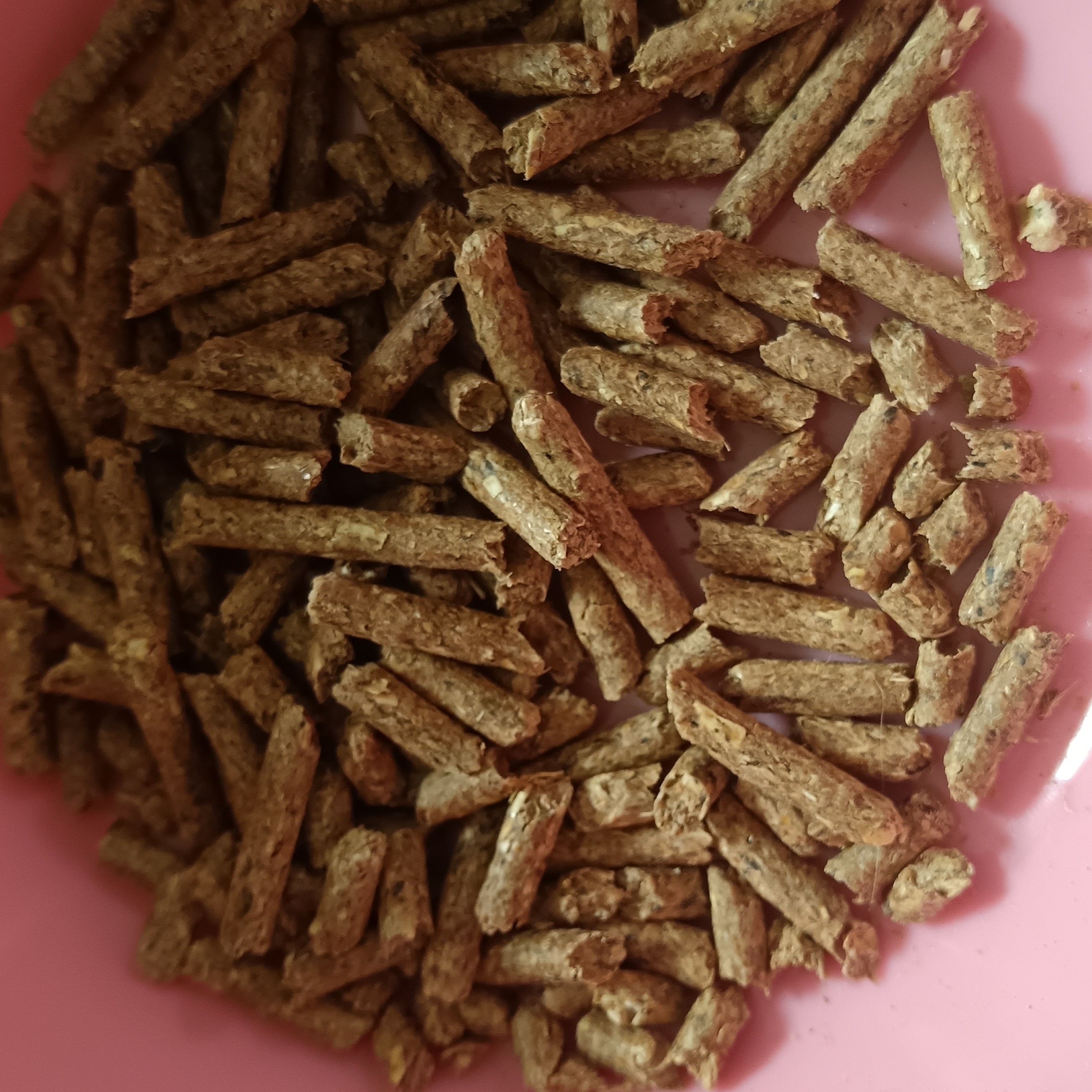 宠物兔粮 小幼兔成兔粮  母兔饲料 兔子食物好兔粮 防肚胀拉稀