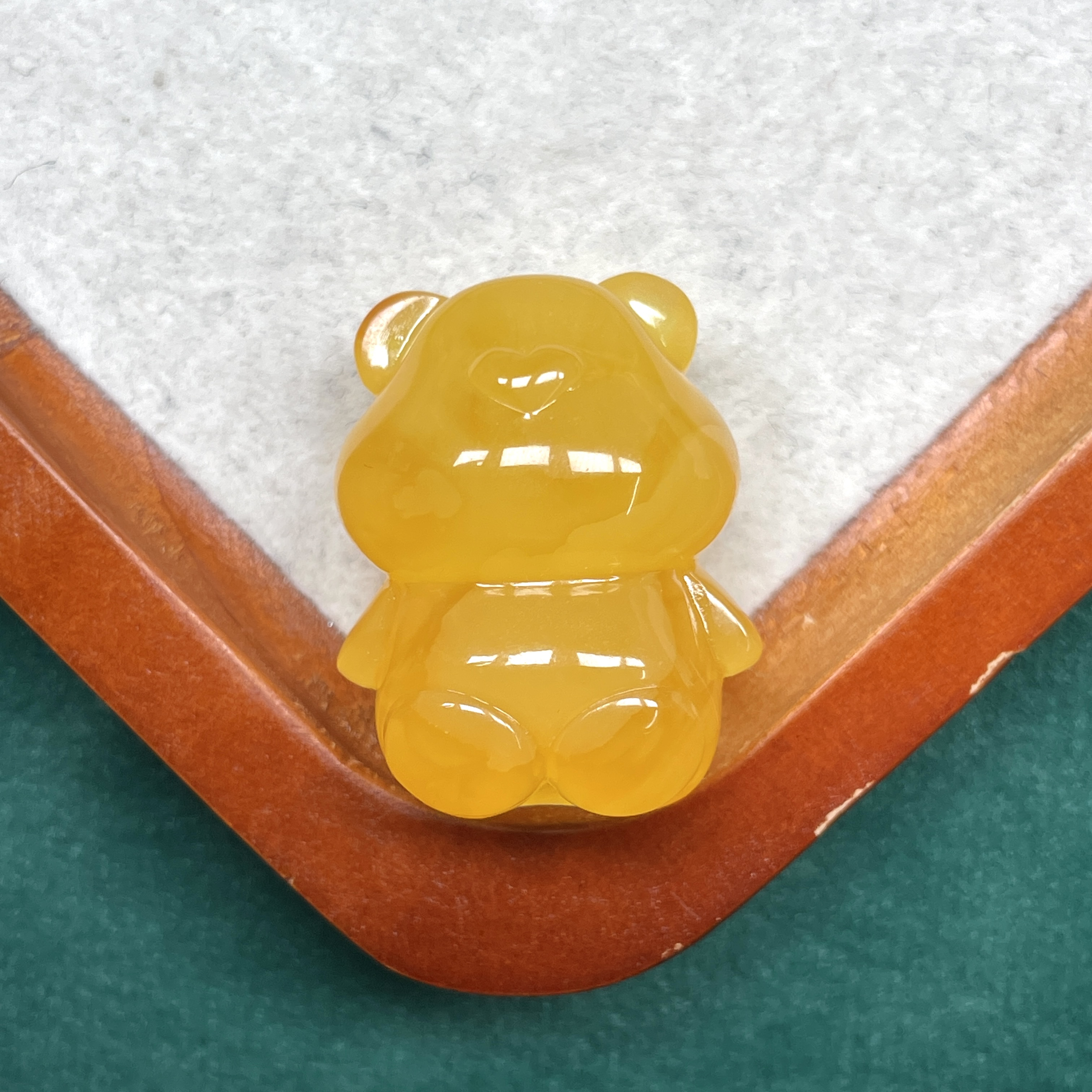 天然琥珀蜜蜡芬达红焦皮小熊（抖音基地发货，带证书）