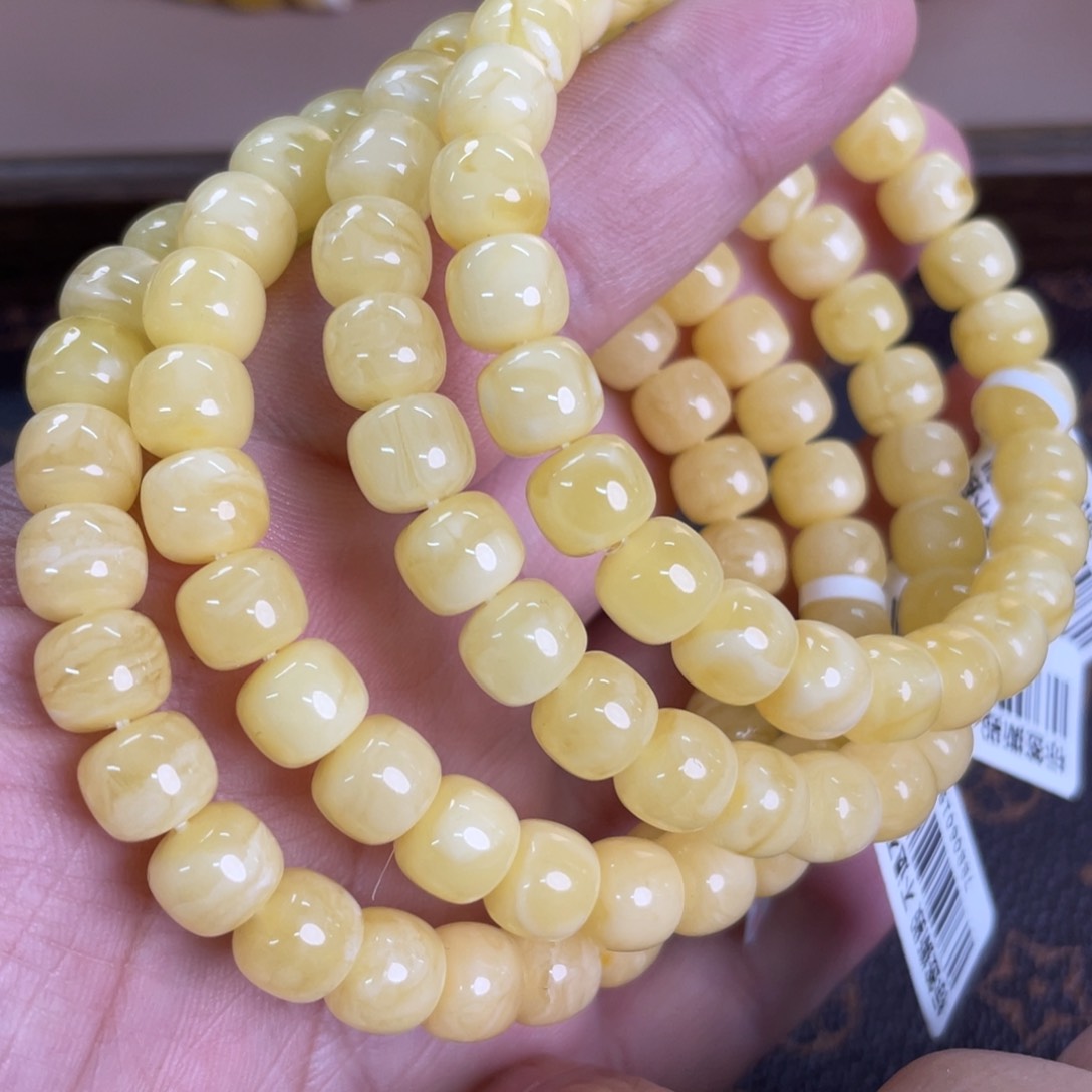 琥珀裸石未镶嵌007多样性发其一