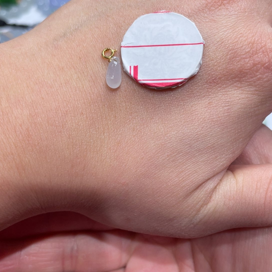 翡翠颈饰18K金镶嵌多样性