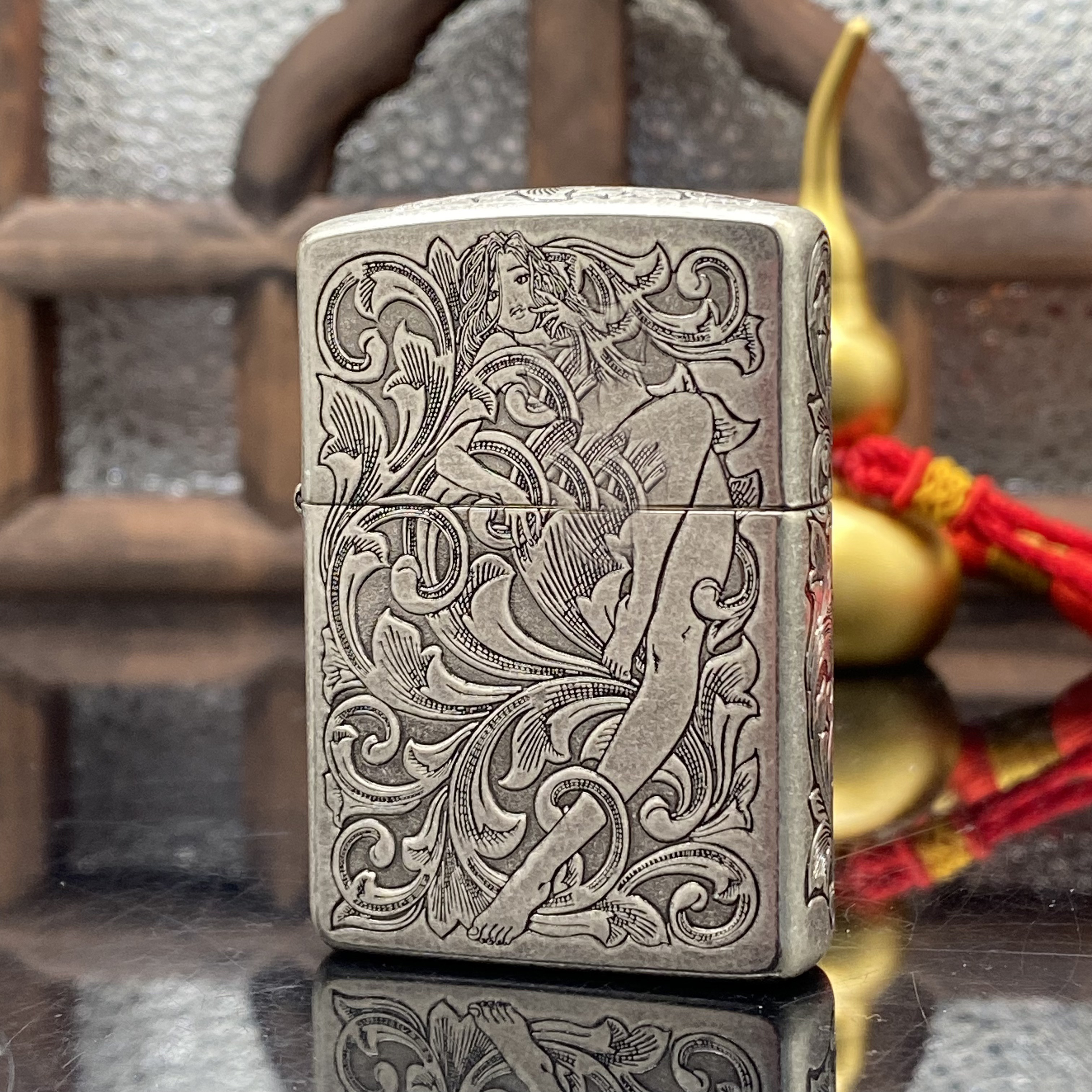 ZIPPO/之宝打火机  财色双收盔甲古银五面精雕【小飞火机】DYJ1