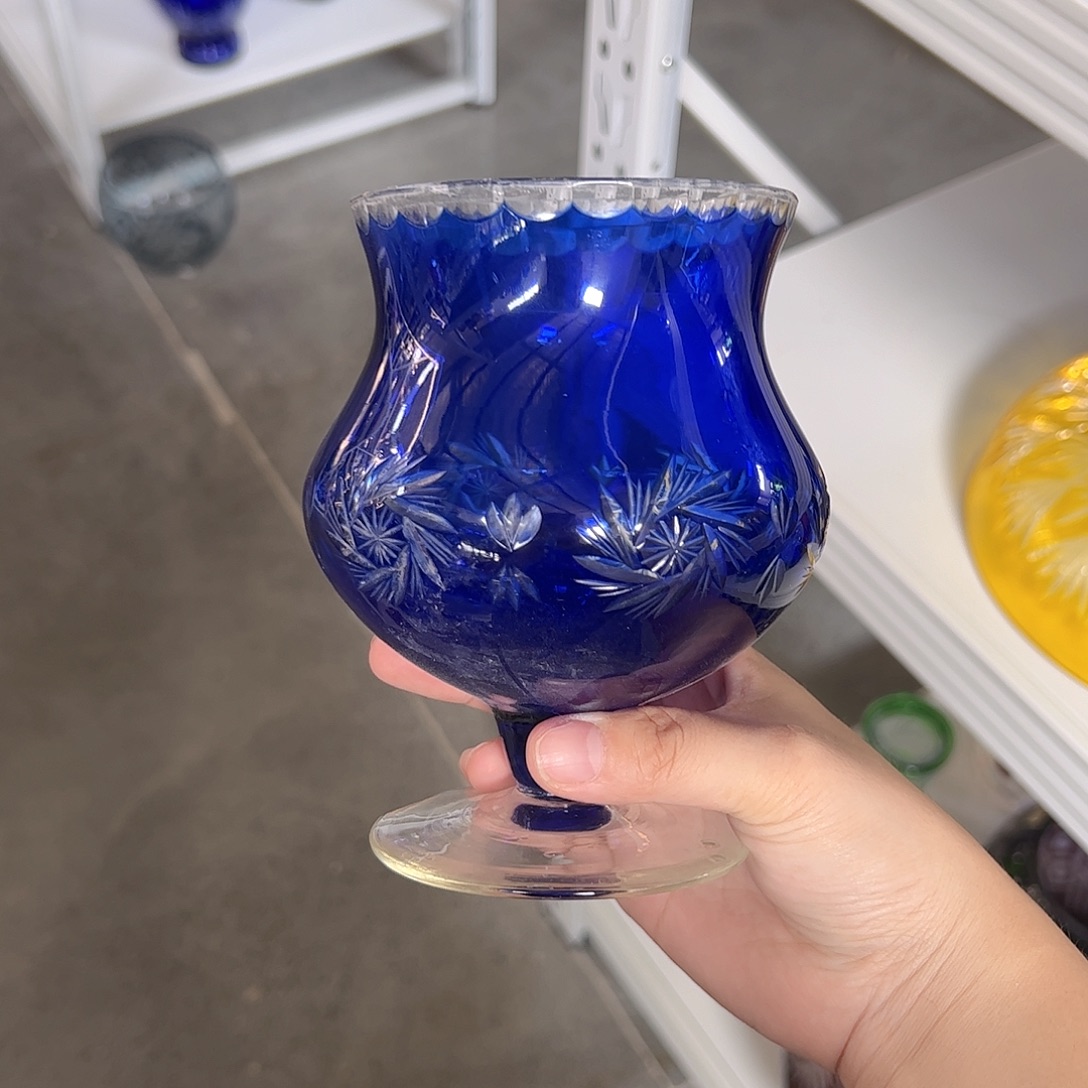 水晶玻璃平底款微瑕一个