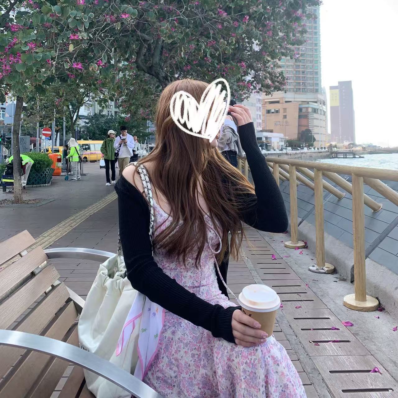 吊带碎花收腰连衣裙夏季法式度假风气质修身无袖长裙QK001