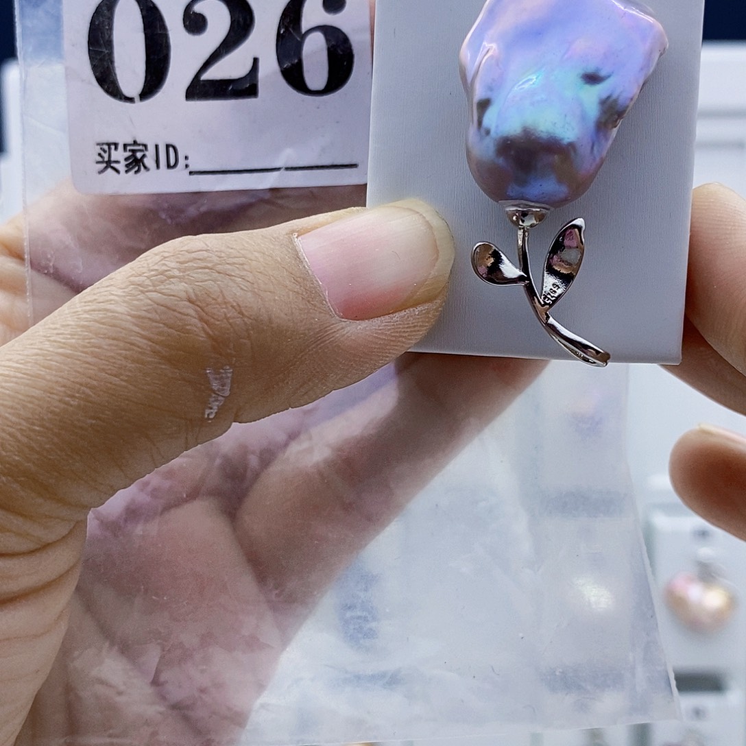 颈饰钛钢淡水珍珠