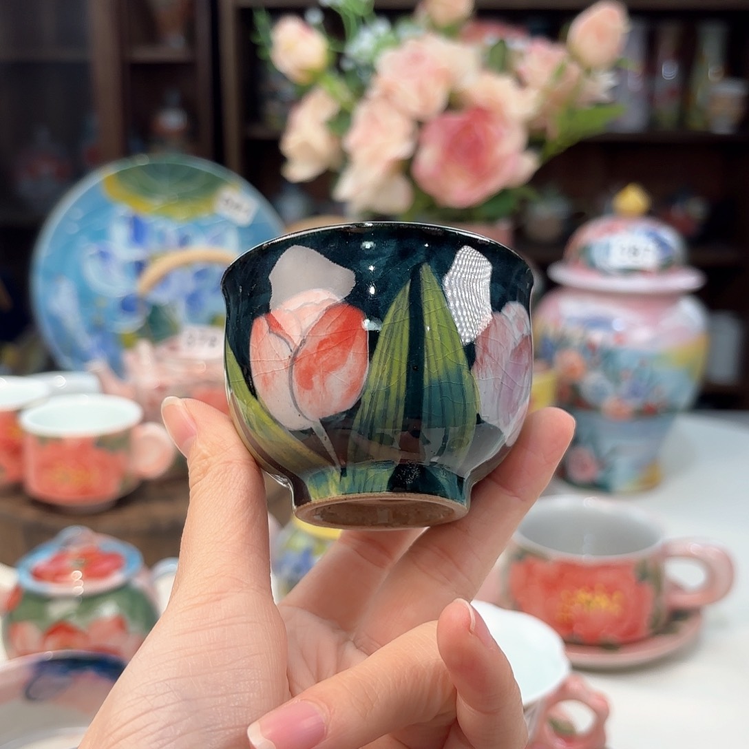 瓷片兔兔好可爱呀