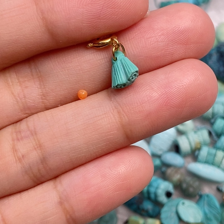 南红玛瑙未镶嵌珠宝奇石