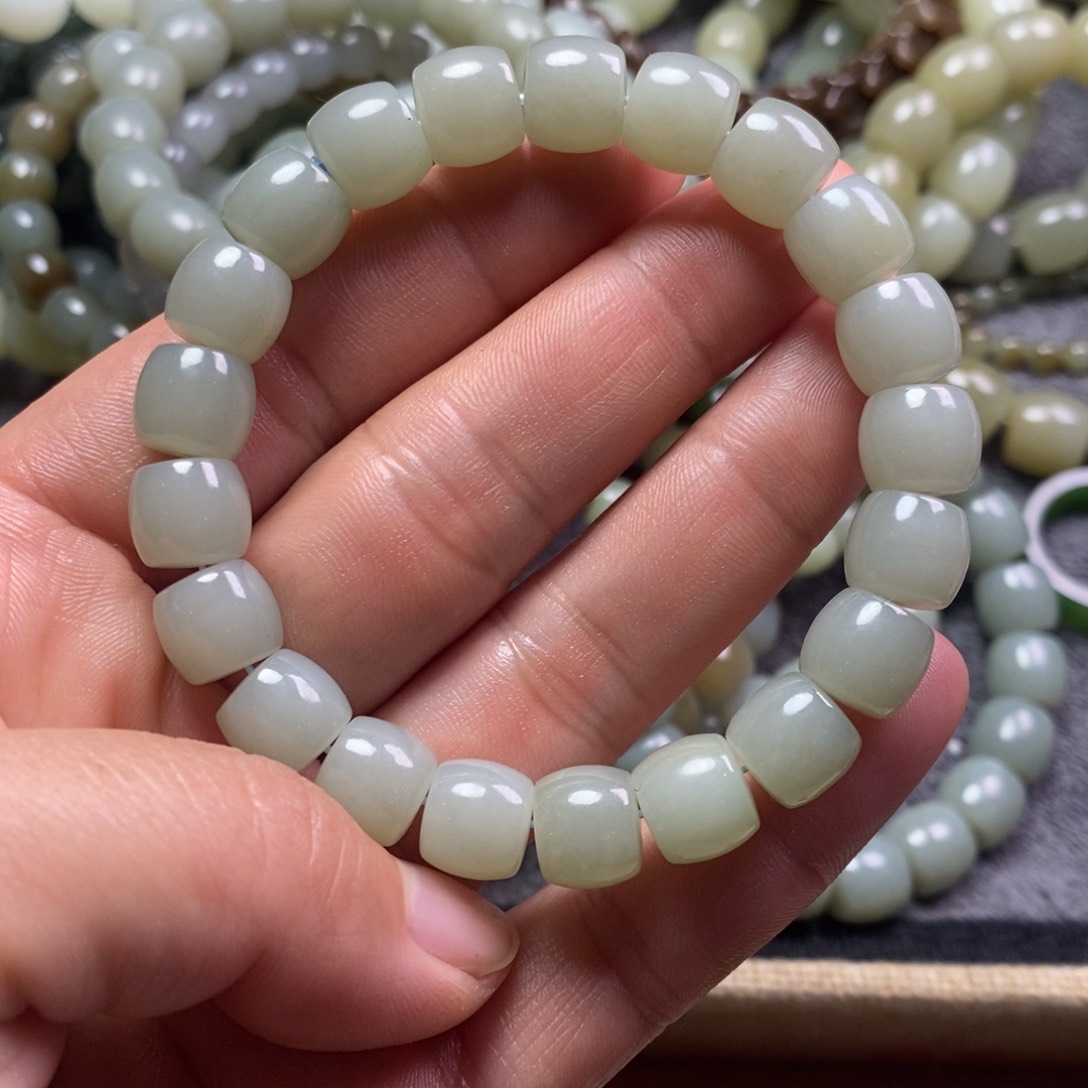 和田玉手链未镶嵌