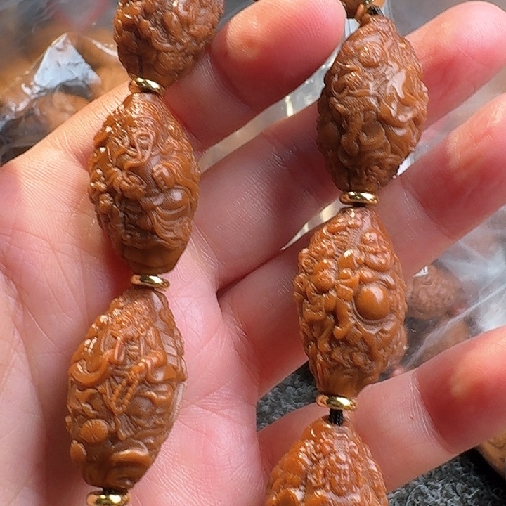 橄榄核吊坠橄榄玉华天上人间