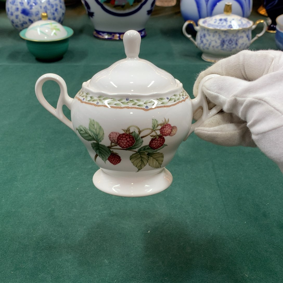 摆件全是大漂亮瓷器啊美美哒