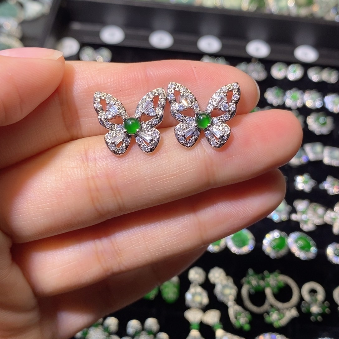 翡翠未镶嵌颈饰天然