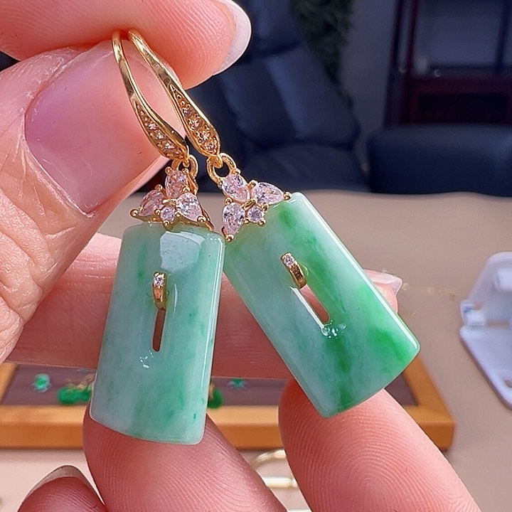 翡翠银S925镶嵌耳饰樱****陈耳饰