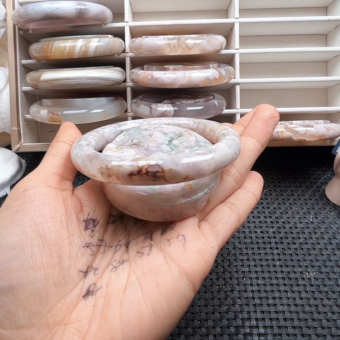 玛瑙/玉髓颈饰未镶嵌橘**萄