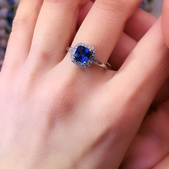 蓝宝石戒指银S925镶嵌