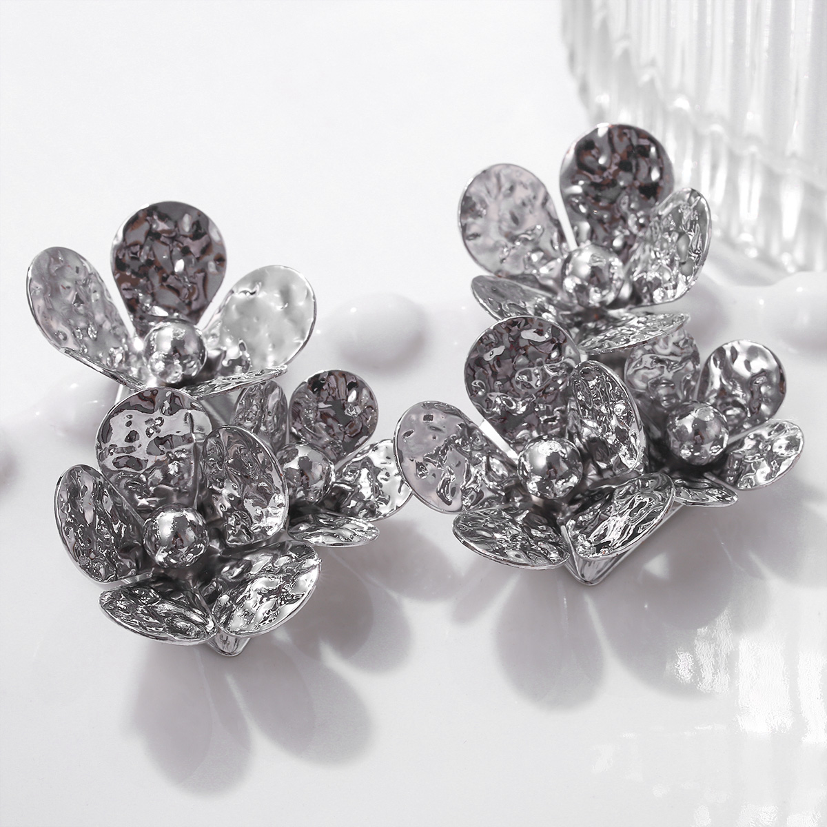 铜合金耳饰 日韩千金风男女通用小众清新银色欧美百搭耳钉饰品女