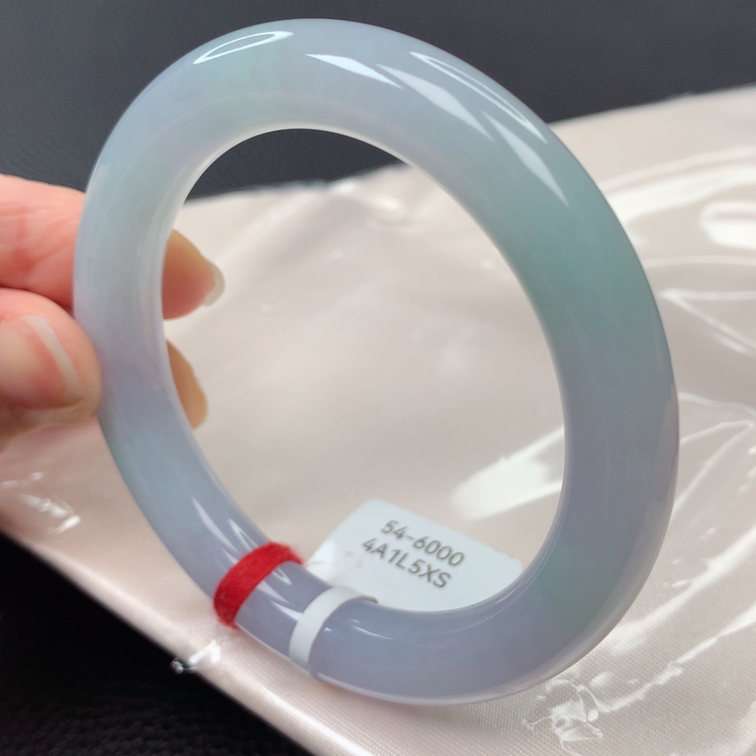 【闪购商品】翡翠手镯未镶嵌61号圆条xs54