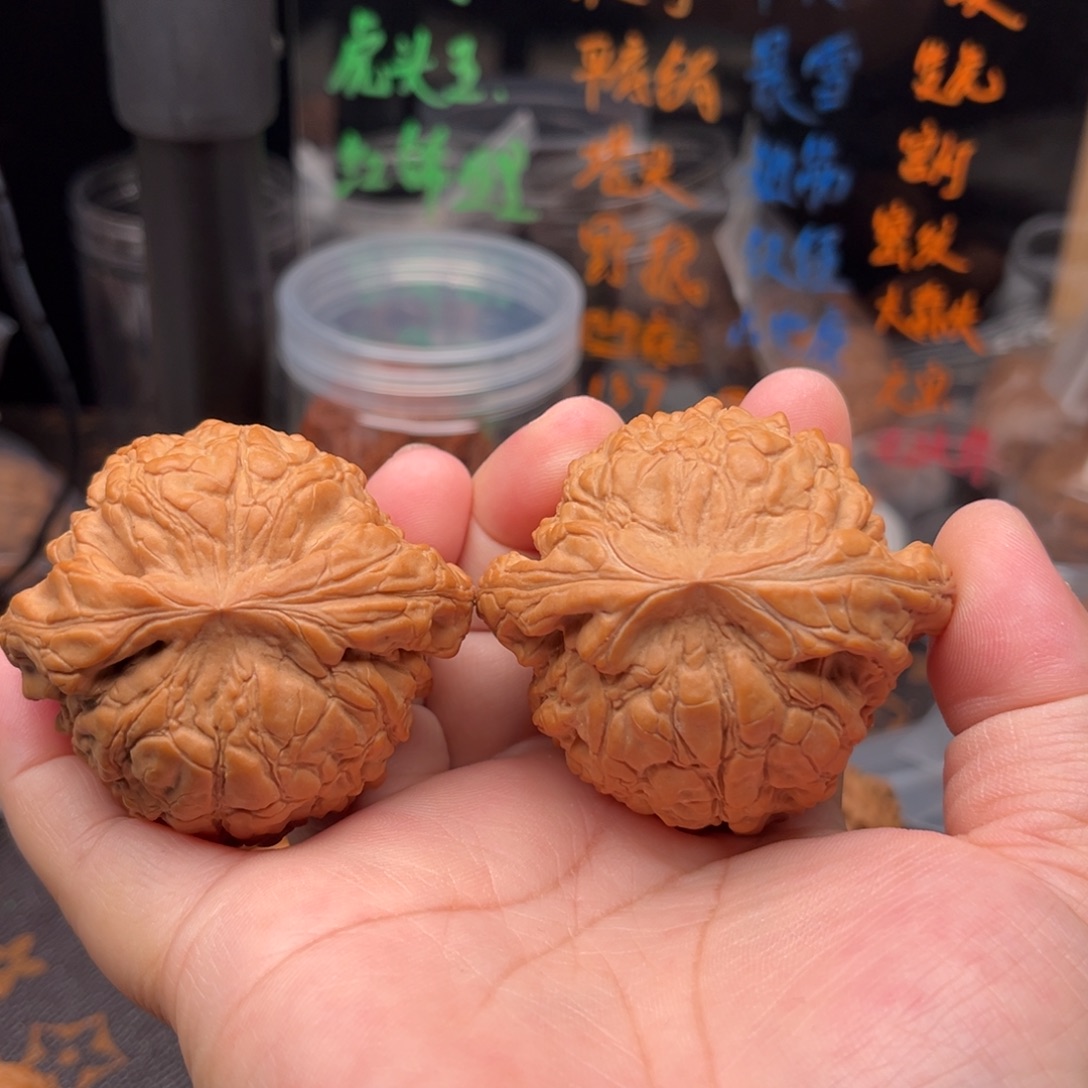 文玩核桃吊坠龙鼎