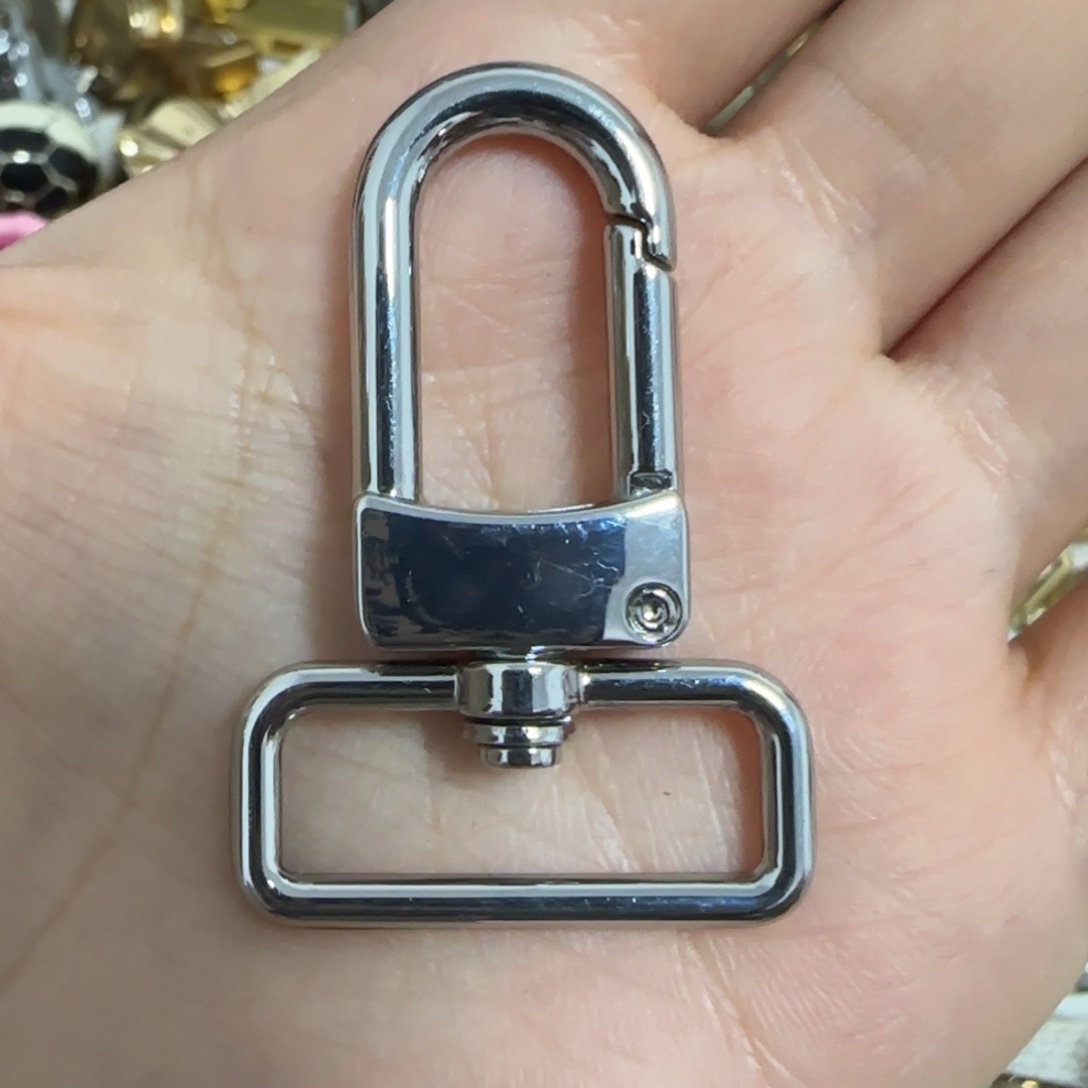 内径2.5钩扣15元10个