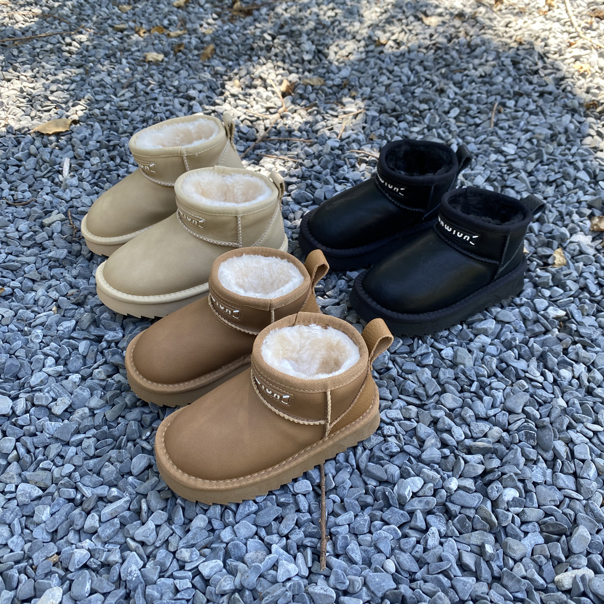 儿童加绒加厚雪地靴2025冬季新款柔软防滑厚底男童女童一脚蹬棉鞋