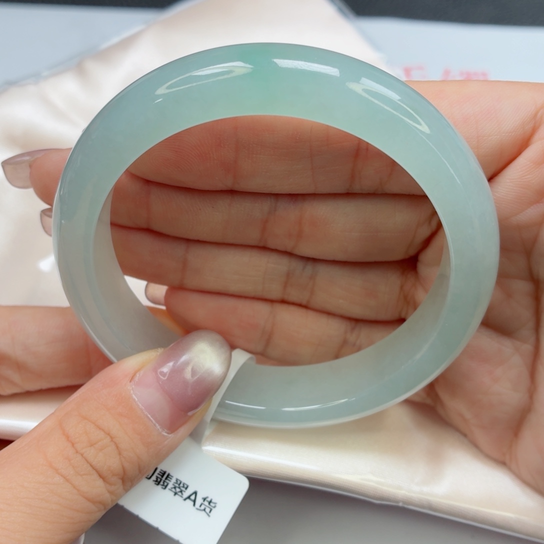 未镶嵌手镯翡翠42